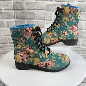Kalli Women's Size 7 Floral Print Combat Lace-Up Side Zip Goth Boho Ankle Boots